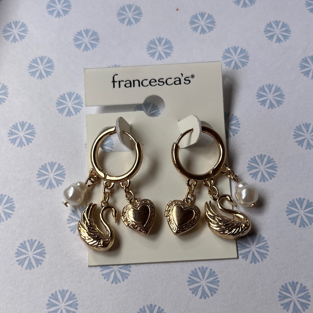 Francesca's Gold Swan and Heart Earrings with Pearls